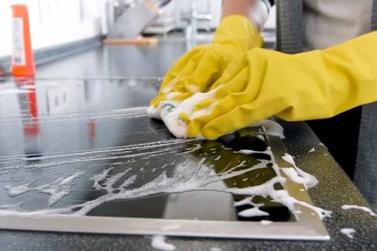 Kitchen Deep Cleaning